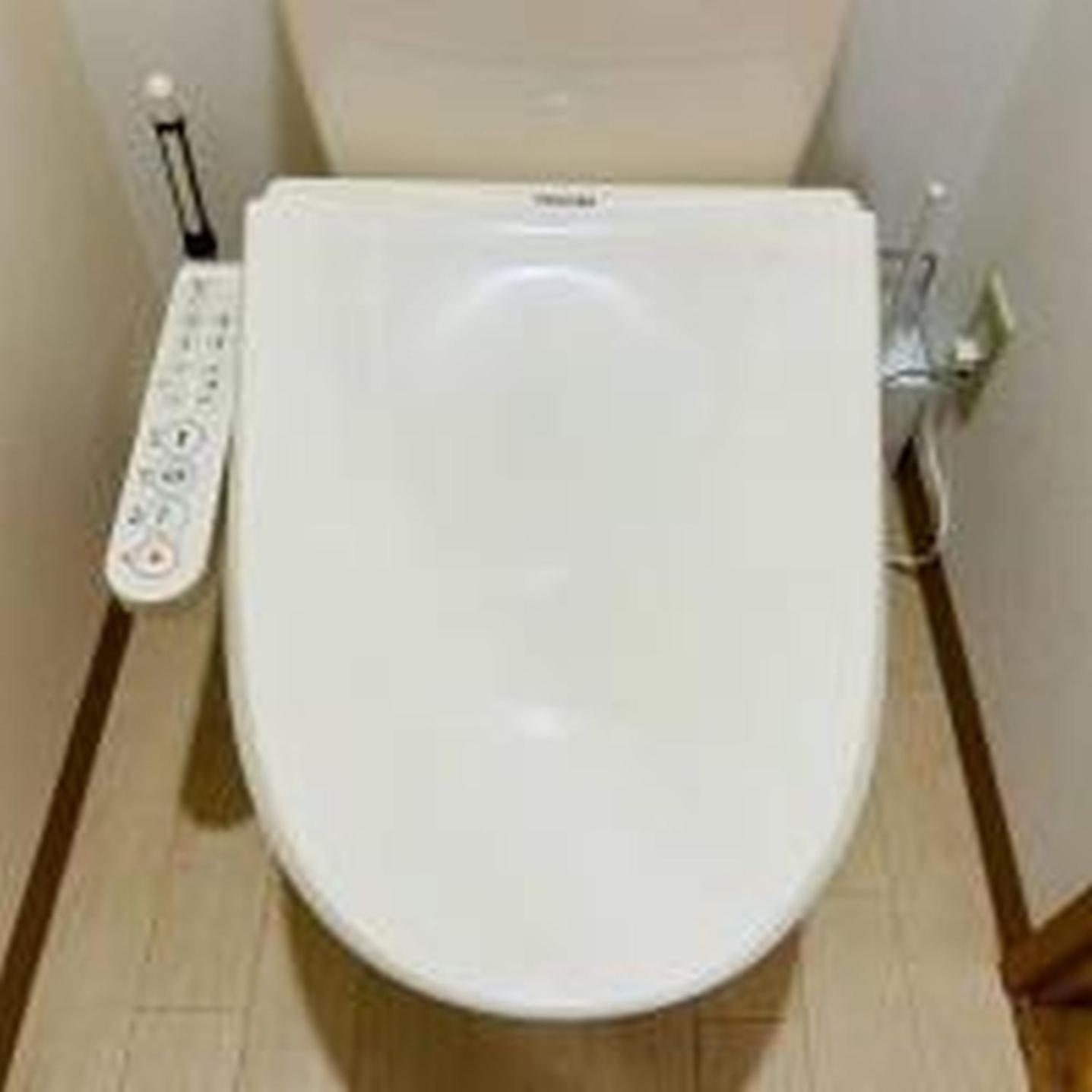グランディ702 โอซาก้า