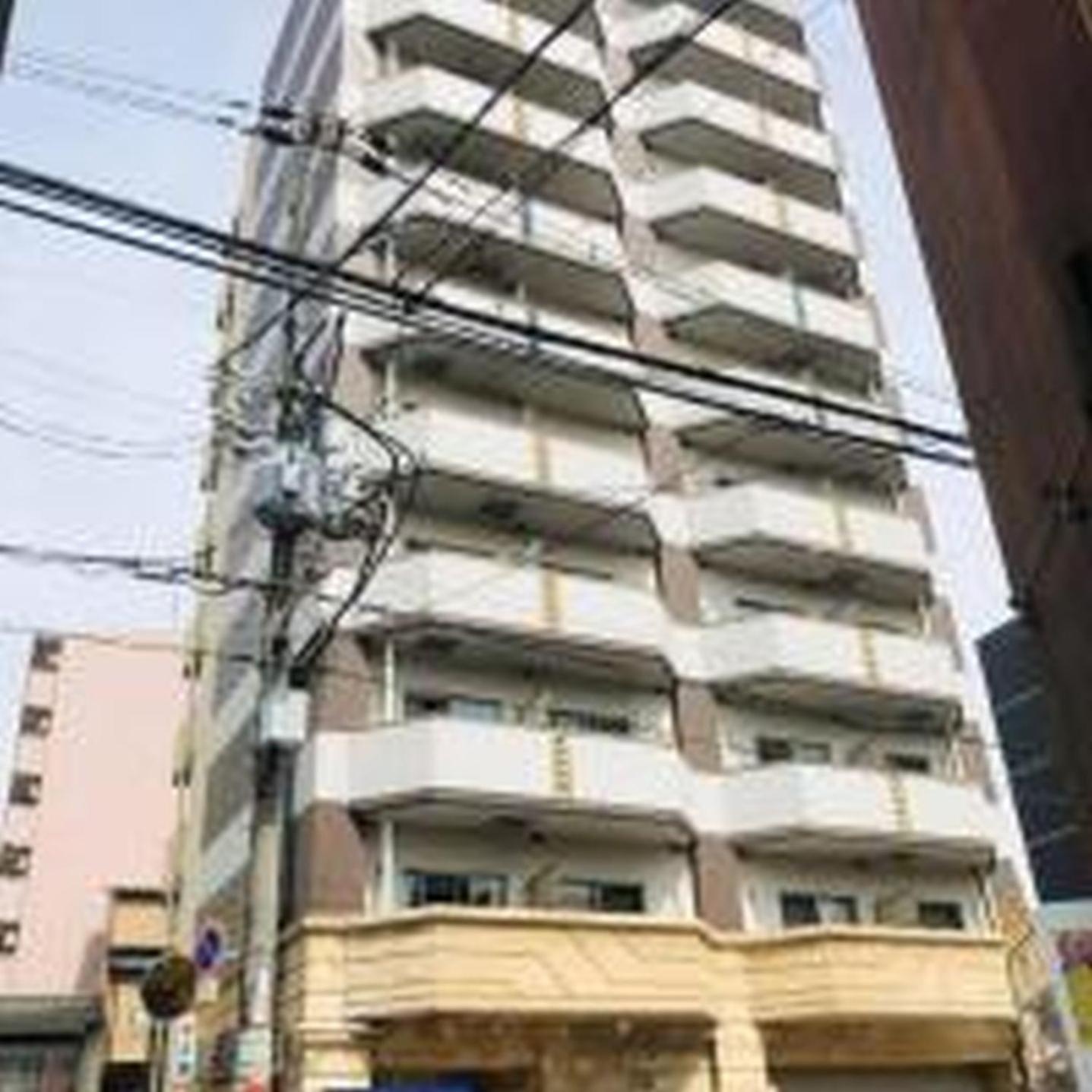 อพาร์ทเม้น グランディ702 *